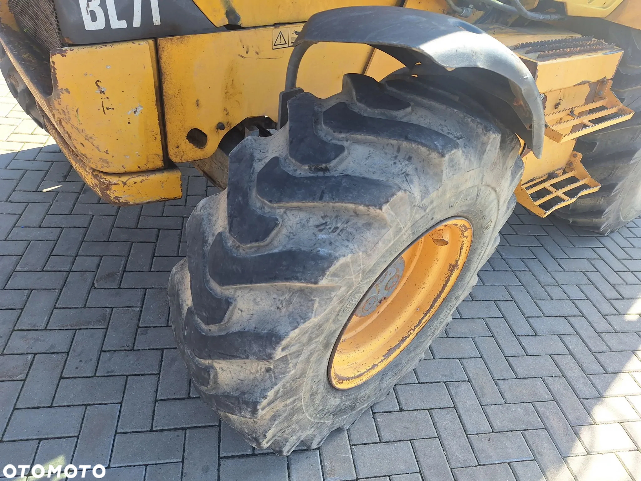 Volvo BL71 - 10