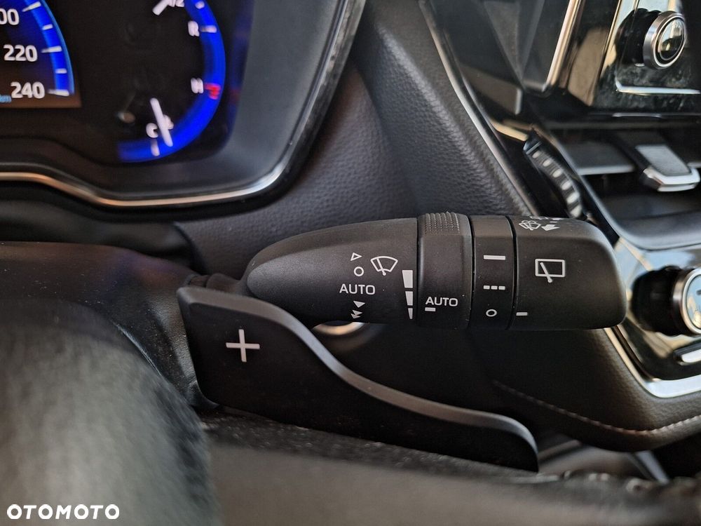 Toyota Corolla 2.0 Hybrid Comfort - 34