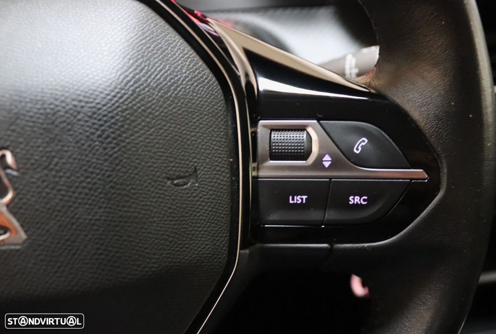 Peugeot 2008 1.2 PureTech Active Pack - 15