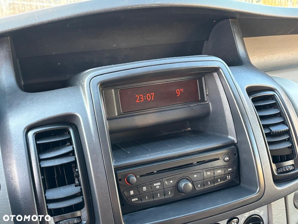 Renault trafic - 18
