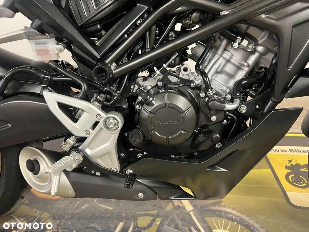 Honda CB - 14
