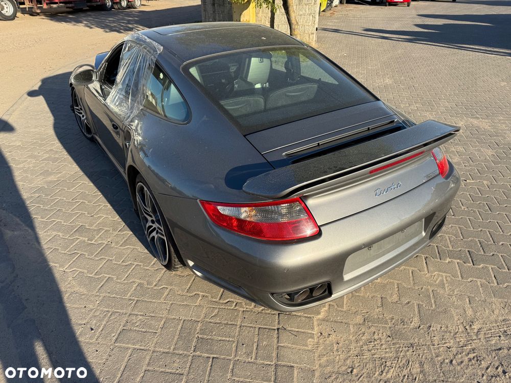Porsche 911 - 14