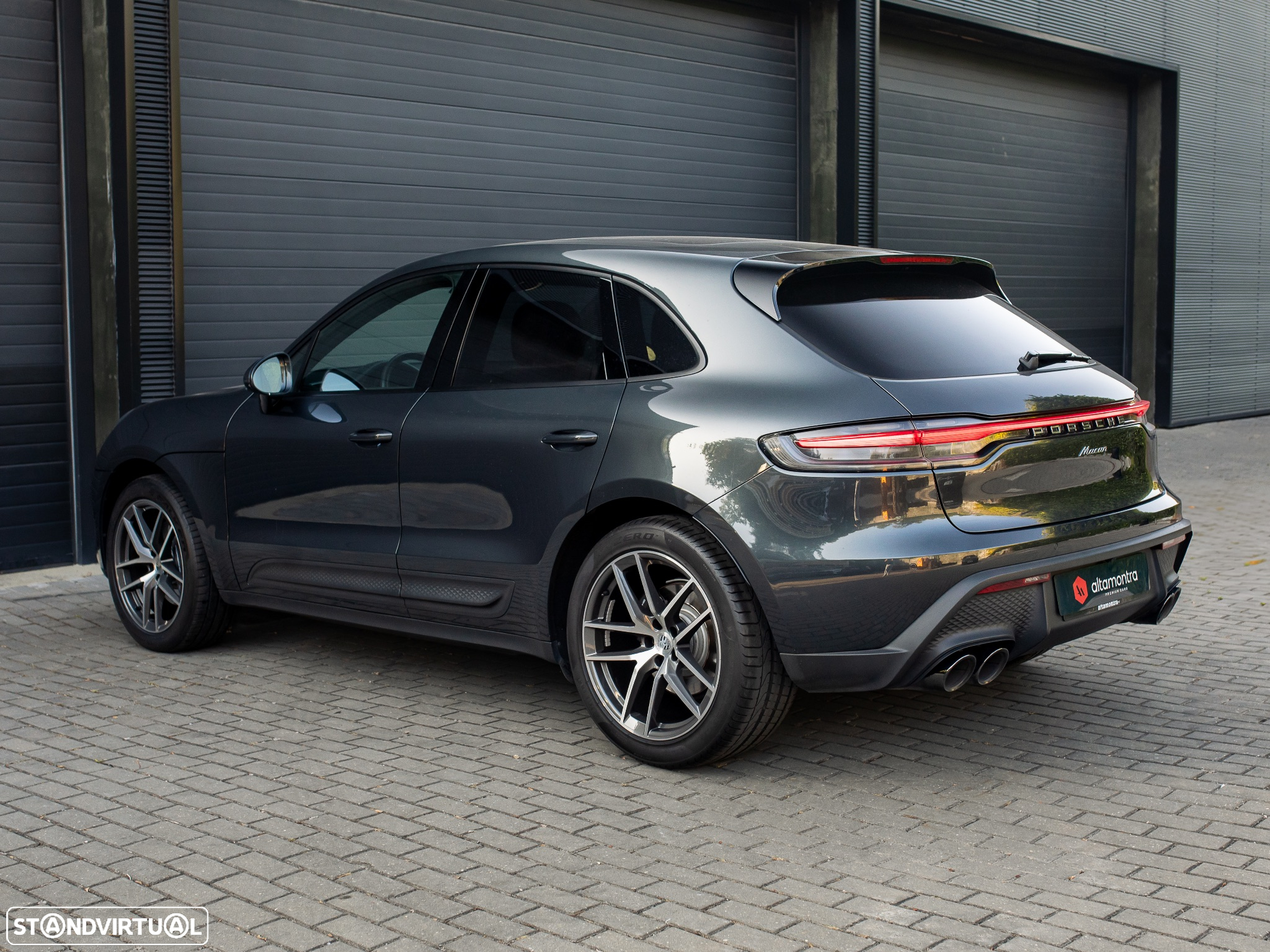 Porsche Macan Standard - 12