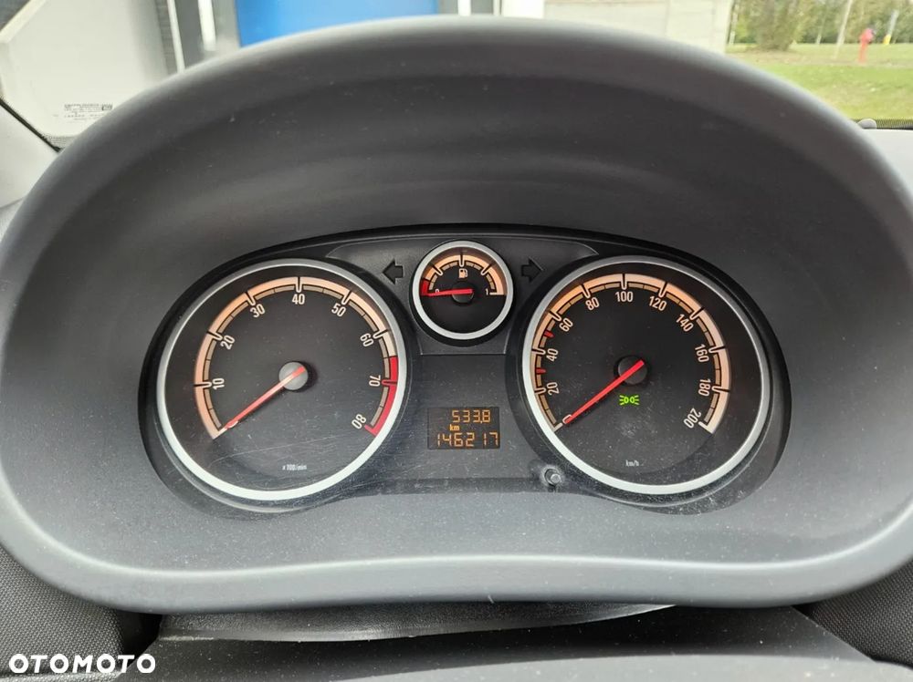 Opel Corsa - 8