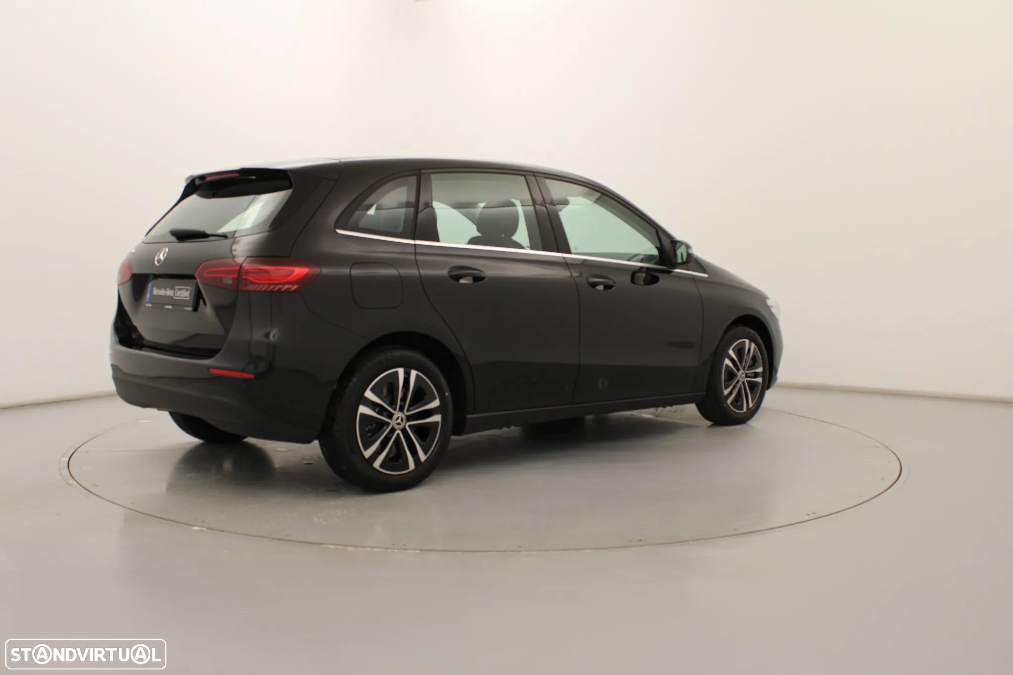 Mercedes-Benz B 250 e - 6