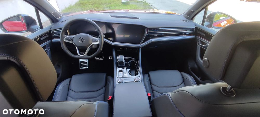 Volkswagen Touareg - 16