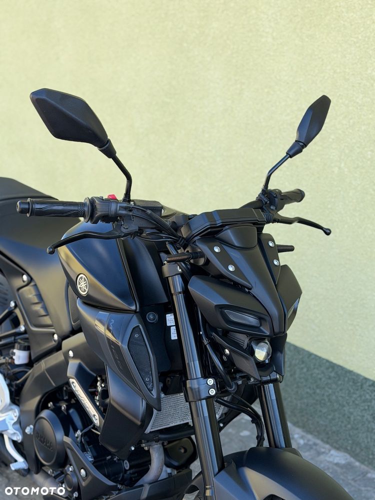 Yamaha MT - 2