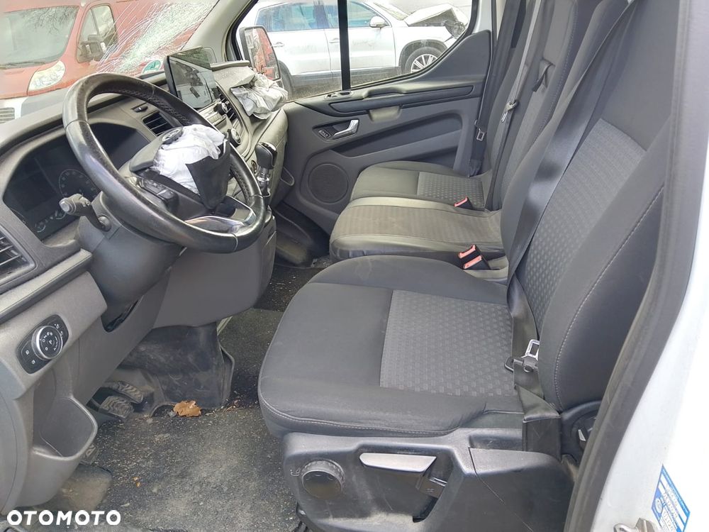 Ford TRANSIT CUSTOM L2H1 - 8