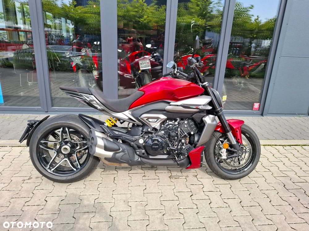 Ducati Diavel - 3