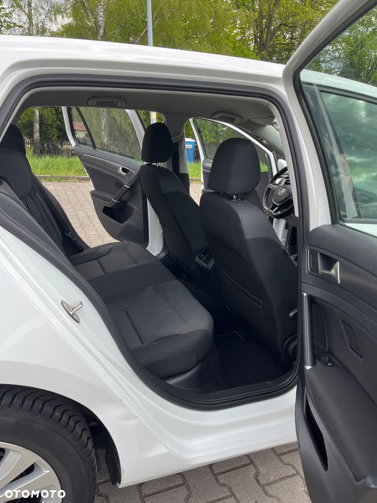 Volkswagen Golf - 19