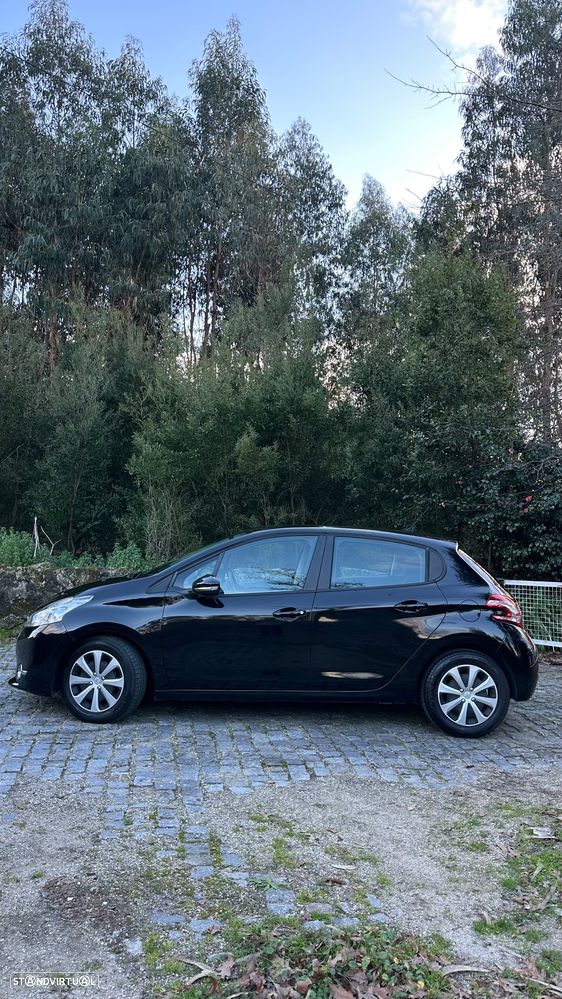 Peugeot 208 e-HDi 68 EGS5 Stop&Start Active - 2