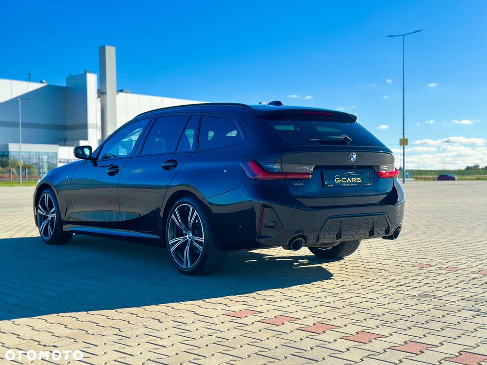 BMW Seria 3 320d Touring xDrive M Sport - 13