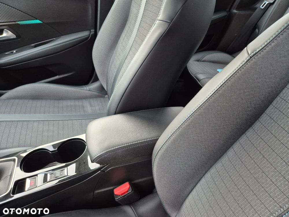 Peugeot 208 1.2 PureTech Allure Pack S&S - 31