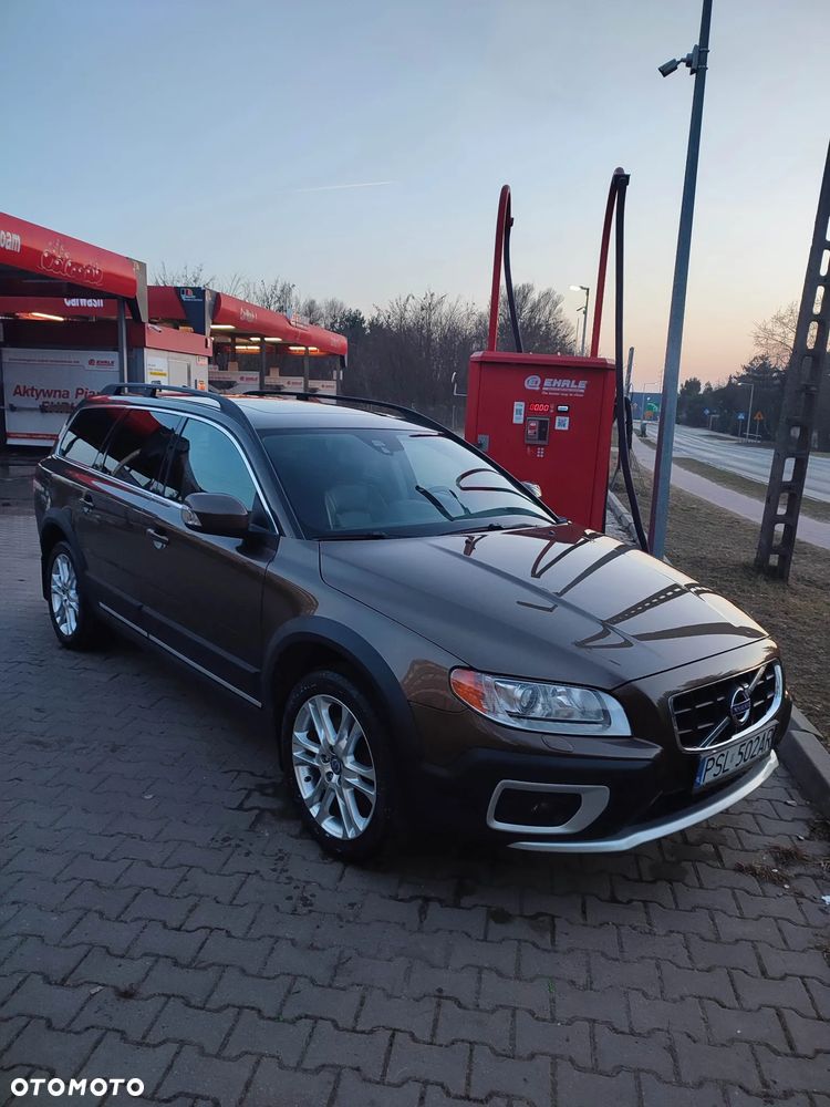 Volvo XC 70 D5 AWD Summum - 6