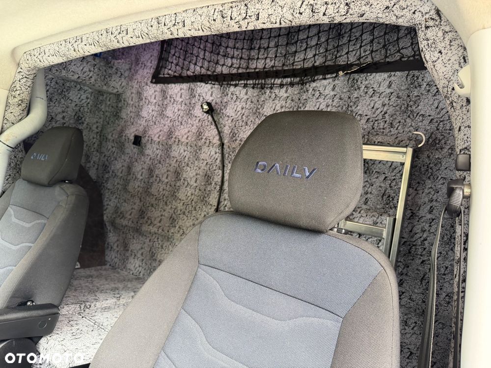 Iveco DAILY - 7