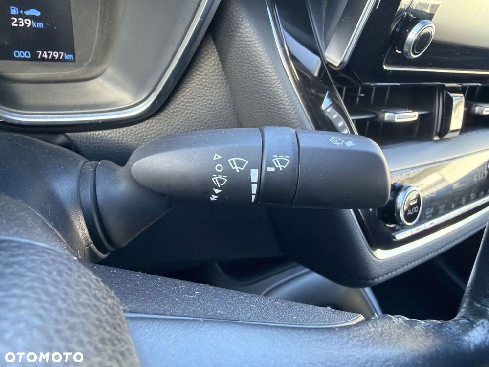 Toyota Corolla - 17