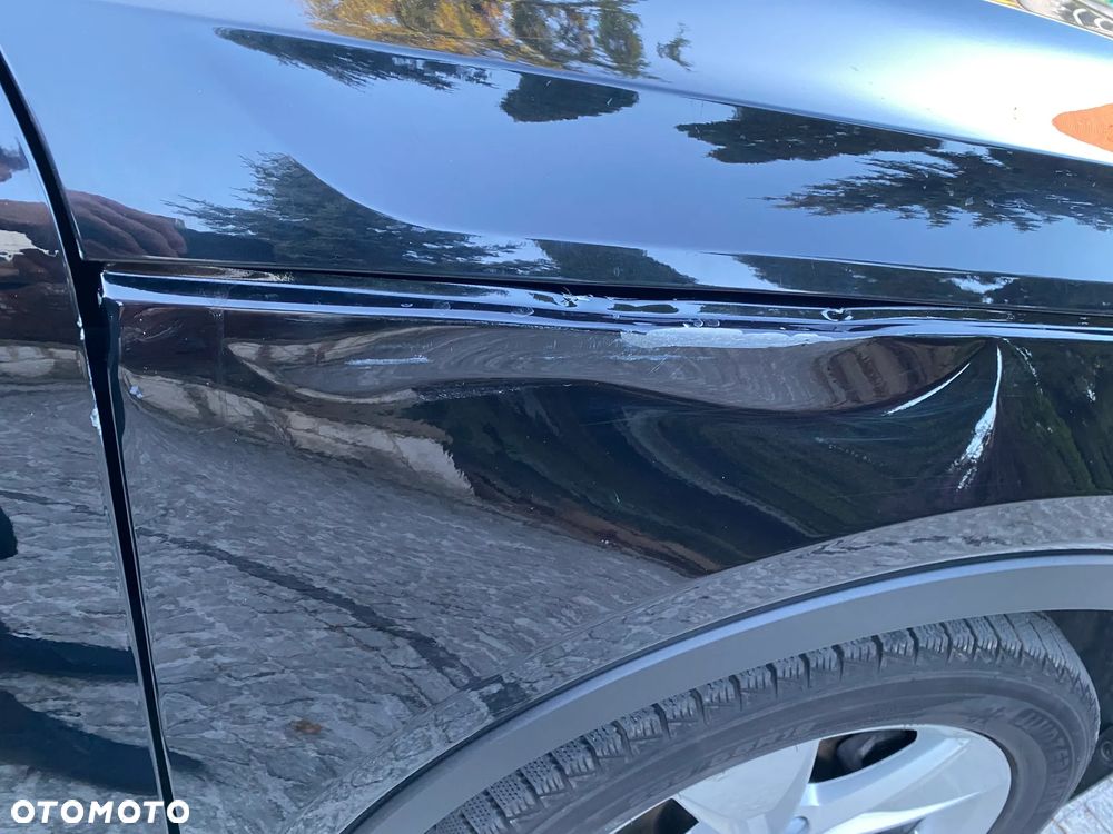 Volvo XC 40 B3 Ultimate Dark - 24