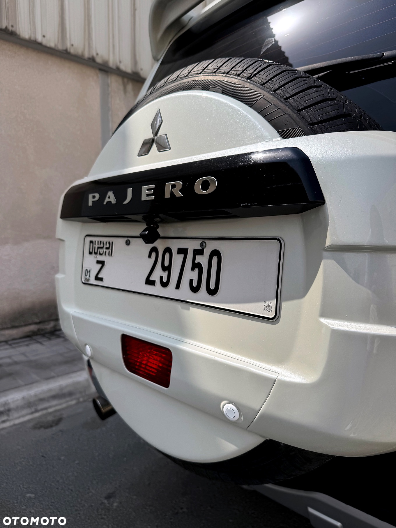 Mitsubishi Pajero 3.8 V6 Instyle - 12