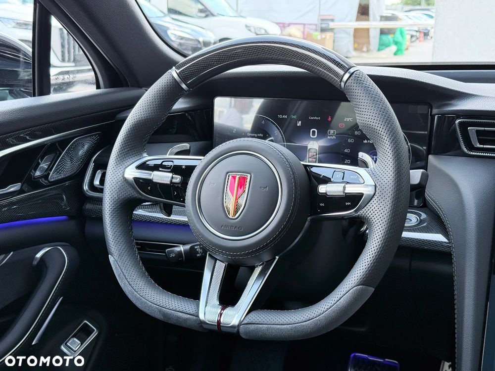 Hongqi H6 2.0T Deluxe - 36