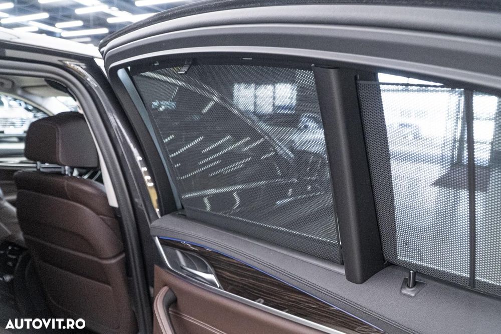 BMW Seria 5 530e iPerformance Aut. Luxury Line - 29