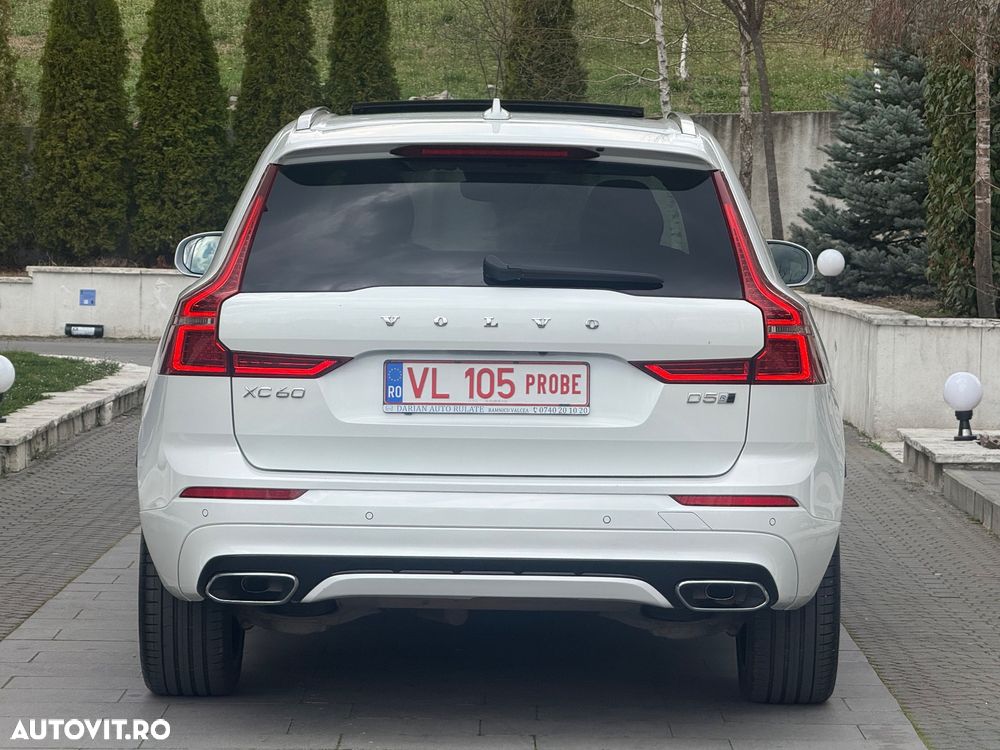 Volvo XC 60 D5 AWD R-Design - 4