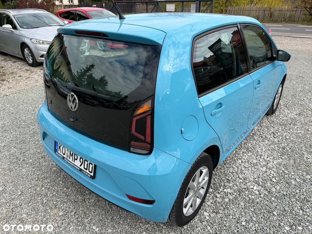 Volkswagen up! move - 11