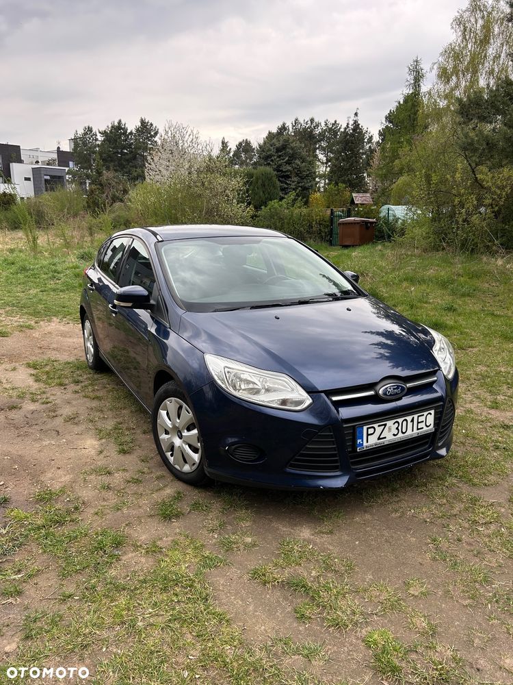 Ford Focus 1.6 Ambiente - 1