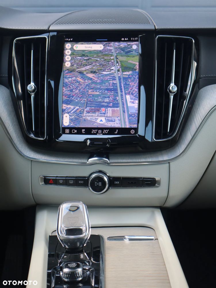 Volvo XC 60 B5 B AWD Inscription - 12