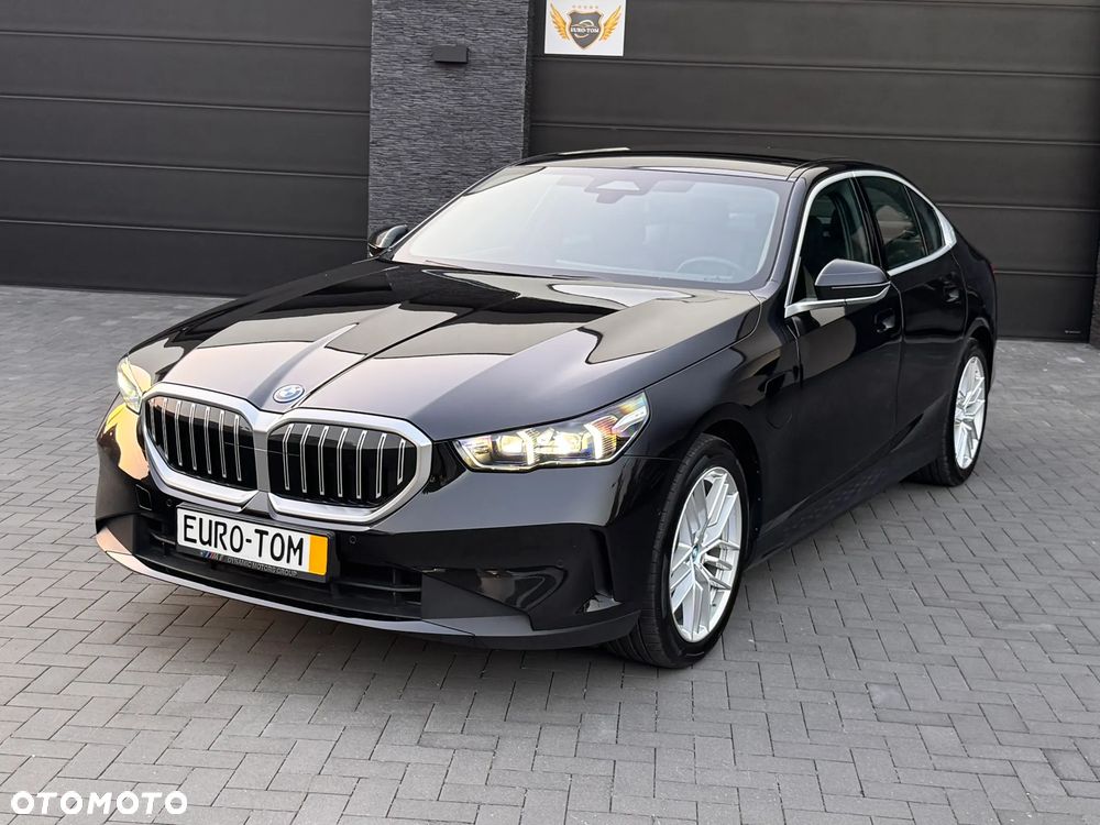 BMW Seria 5 530e - 12
