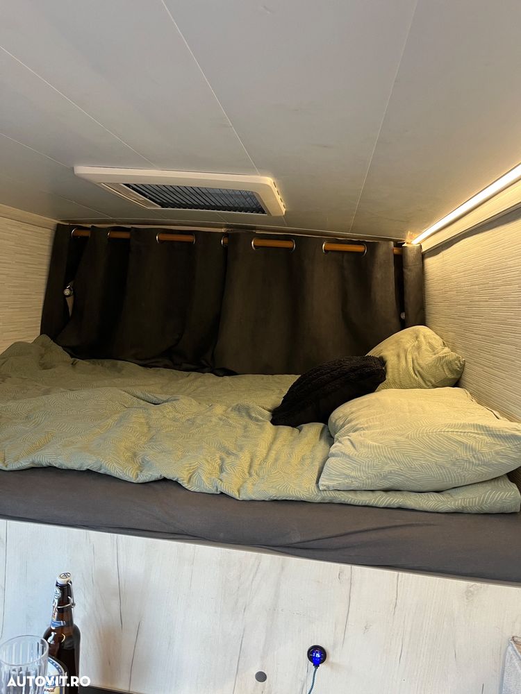 Mercedes-Benz Sprinter - 12