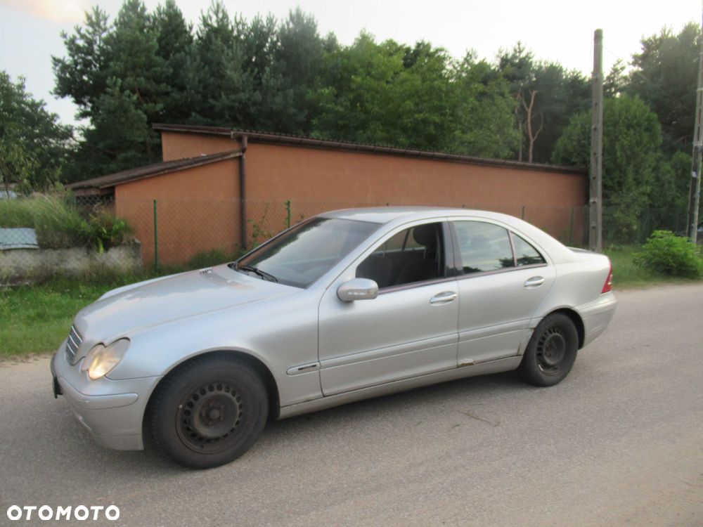Mercedes-Benz Klasa C - 2