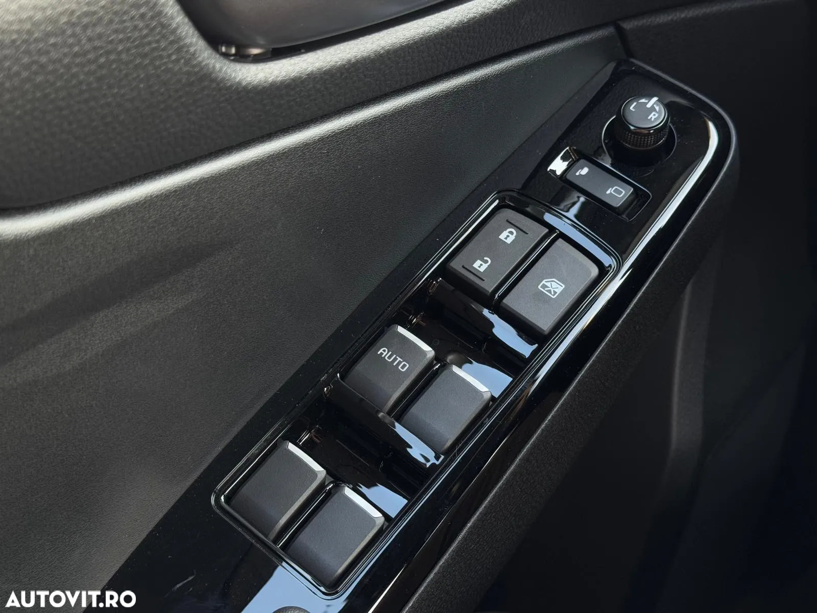 Isuzu D-Max 1.9 DSL 4x4 Double Cab 6AT Executive - 25