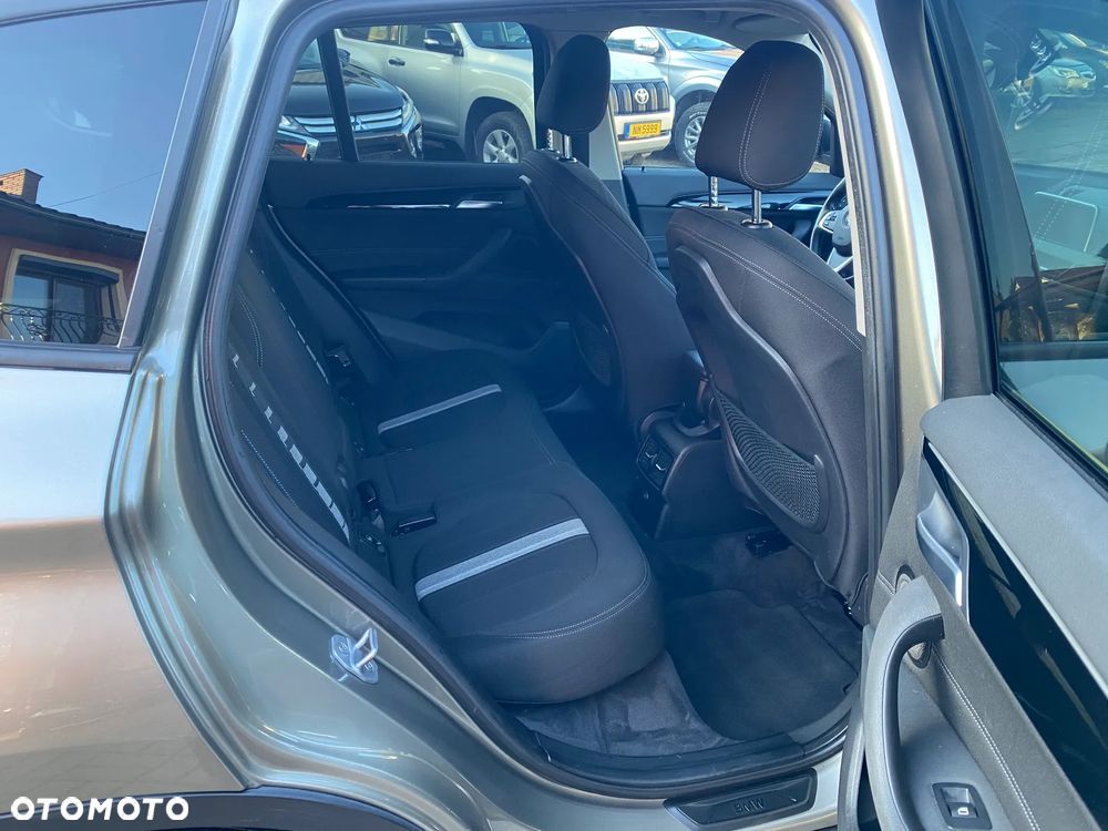 BMW X1 - 11