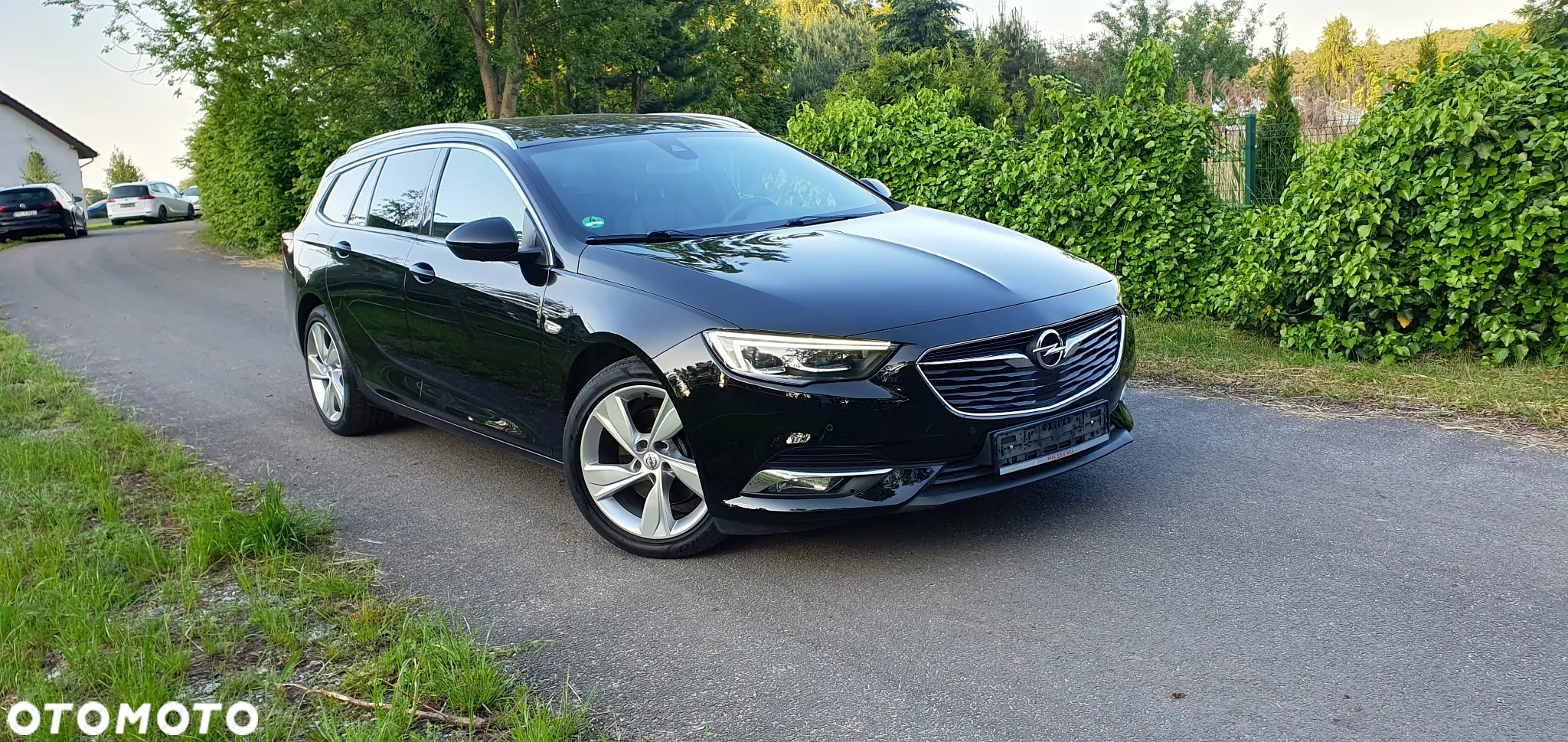 Opel Insignia Sports Tourer 2.0 BiTurbo Diesel 4x4 Exclusive - 4