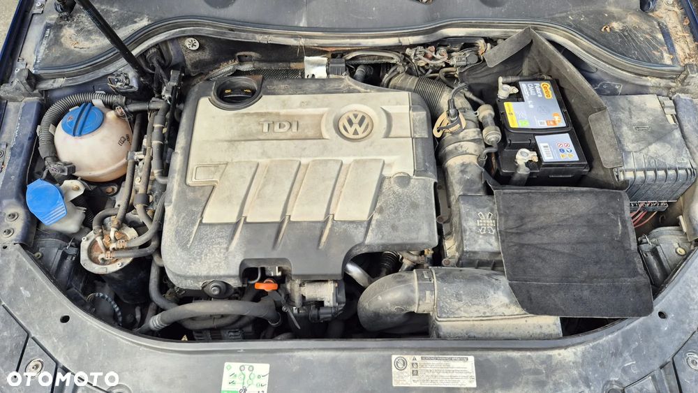 Volkswagen Passat 2.0 TDI Comfortline - 12