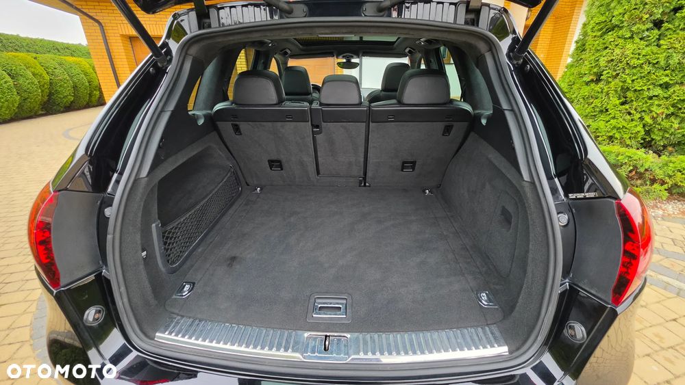Porsche Cayenne Turbo - 8