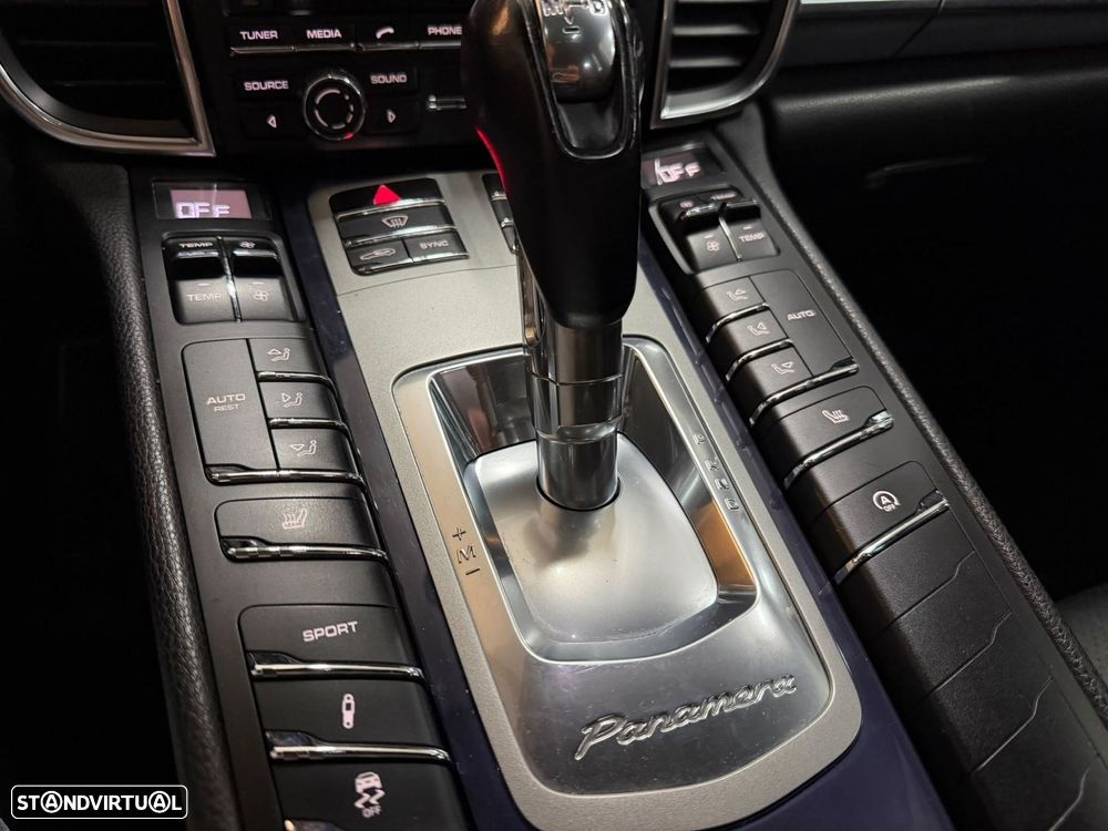 Porsche Panamera Platinum Edition - 34