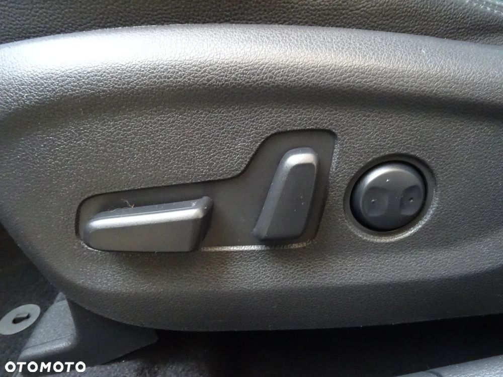 Hyundai Tucson blue 1.7 CRDi 2WD Passion Plus - 20