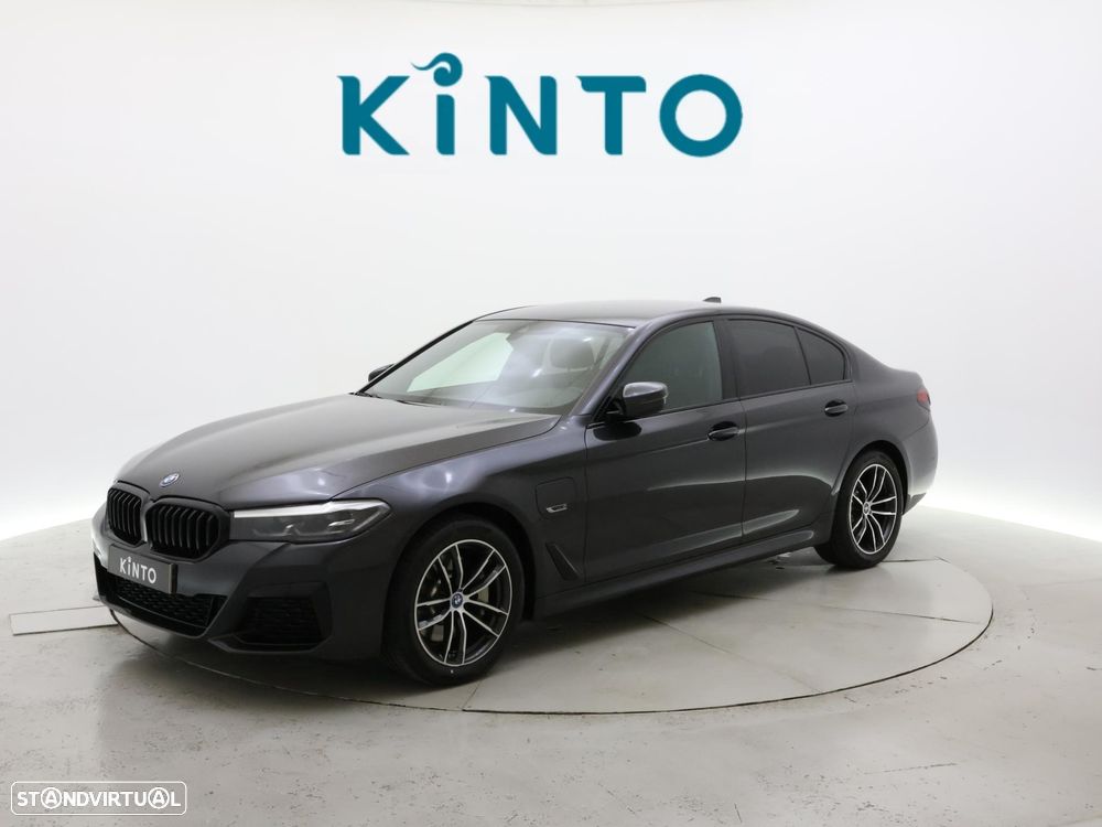 BMW 530 e Pack Desportivo M - 1