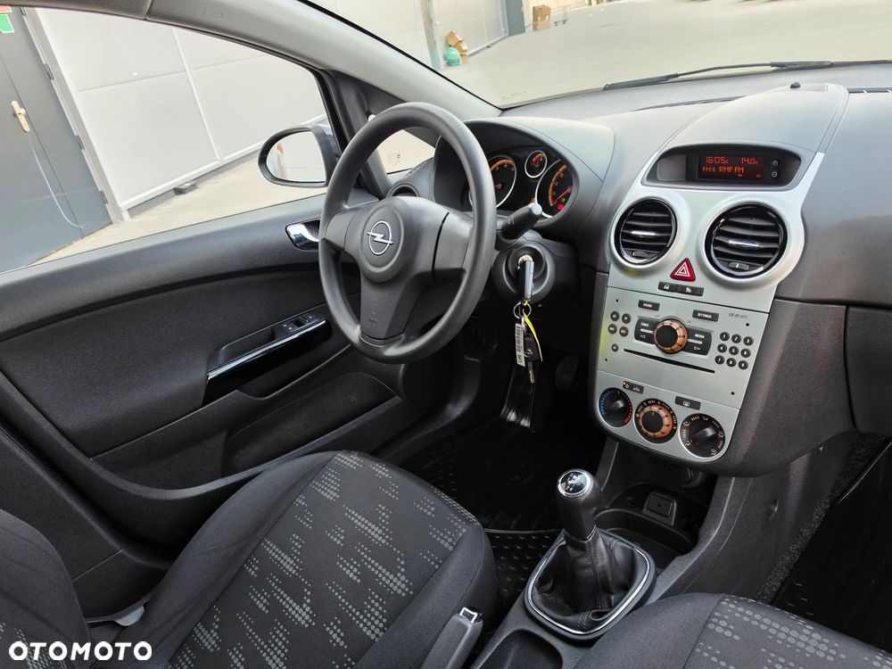 Opel Corsa - 18
