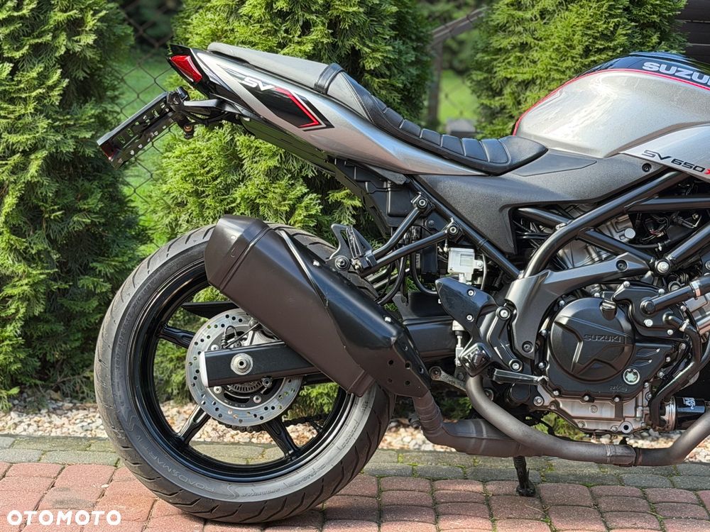 Suzuki SV - 9