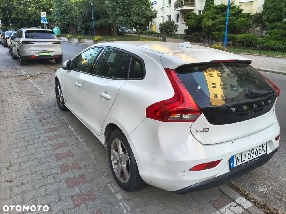 Volvo V40 - 1