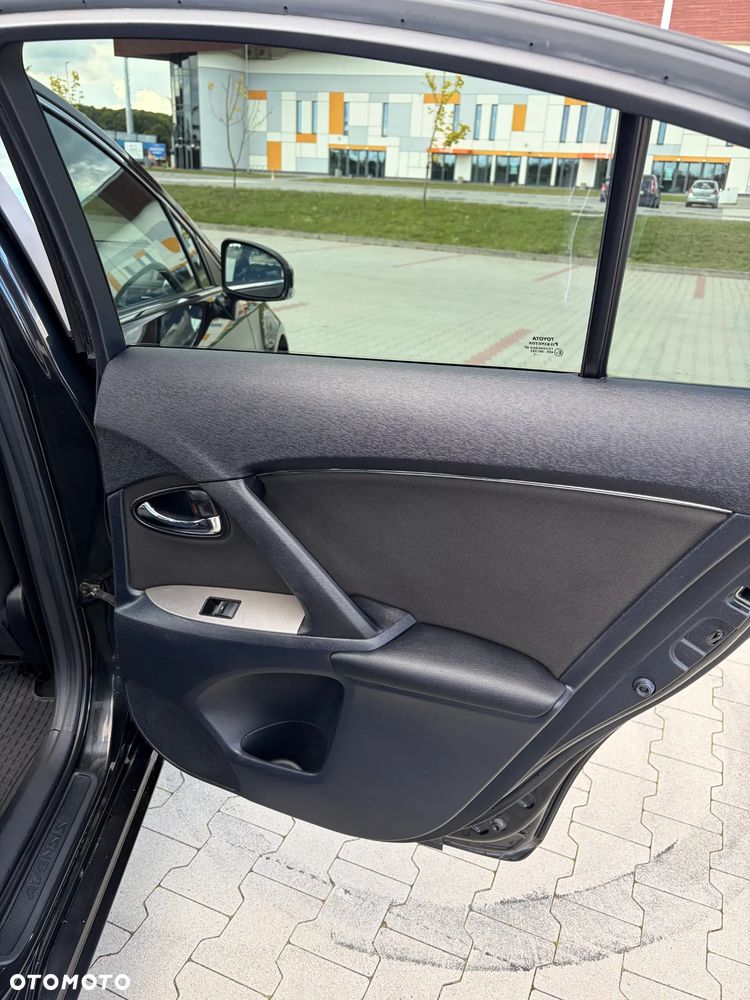 Toyota Avensis 2.0 D-4D Sol - 15