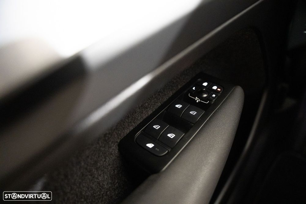 Volvo XC 40 1.5 T5 PHEV Inscription Expression - 16