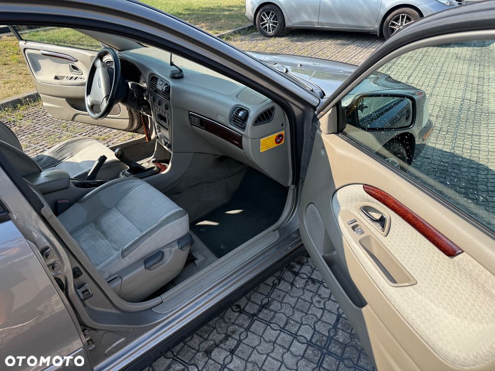 Volvo S40 1.9D Sport - 7
