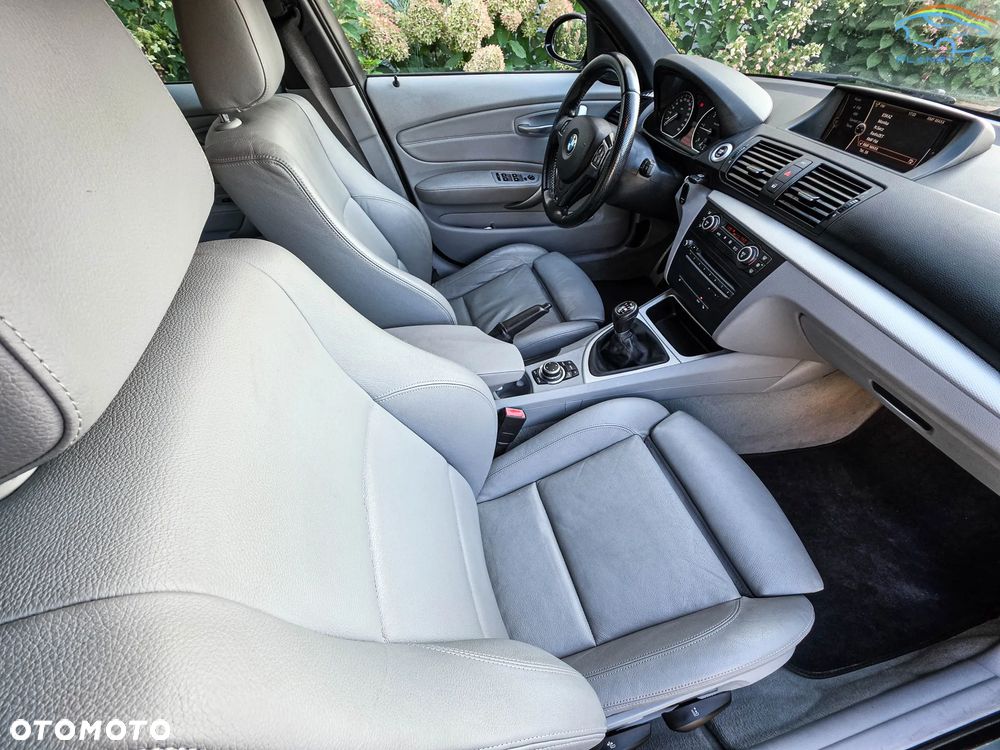 BMW Seria 1 123d DPF Edition Sport - 19