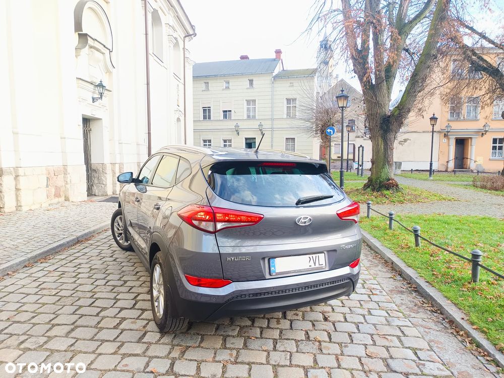 Hyundai Tucson 1.7 CRDI BlueDrive Comfort 2WD - 14