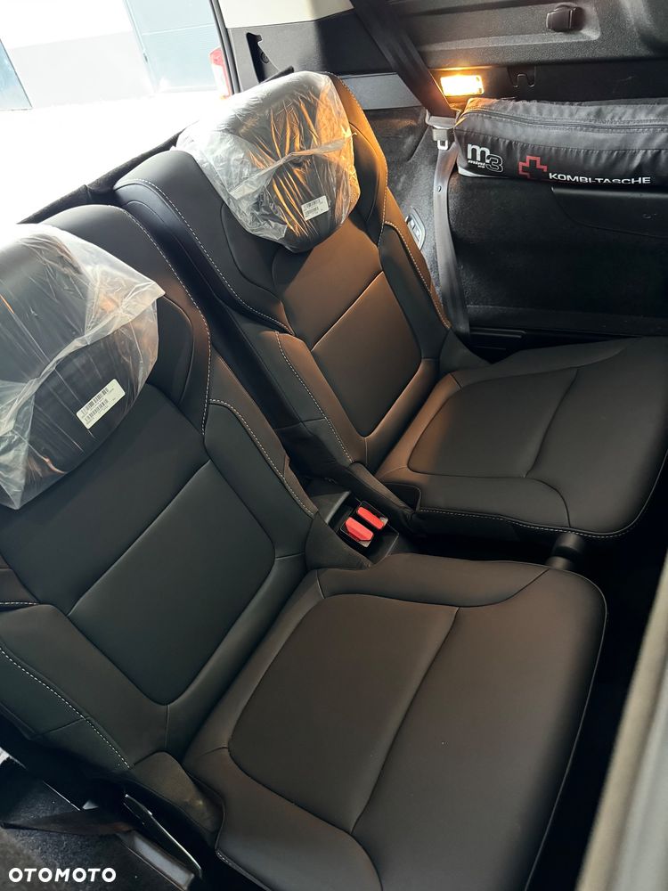Renault Grand Scenic - 13