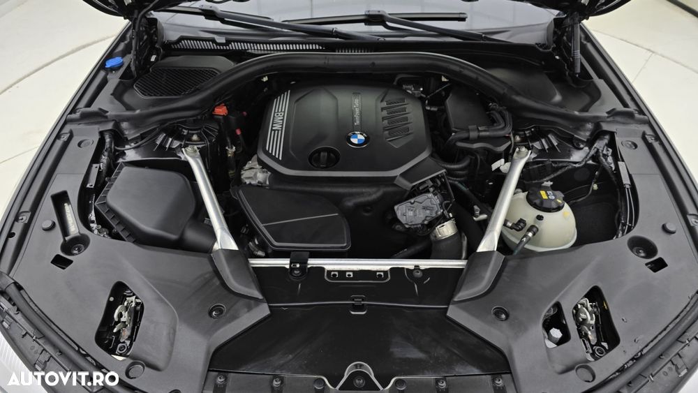 BMW Seria 5 - 24