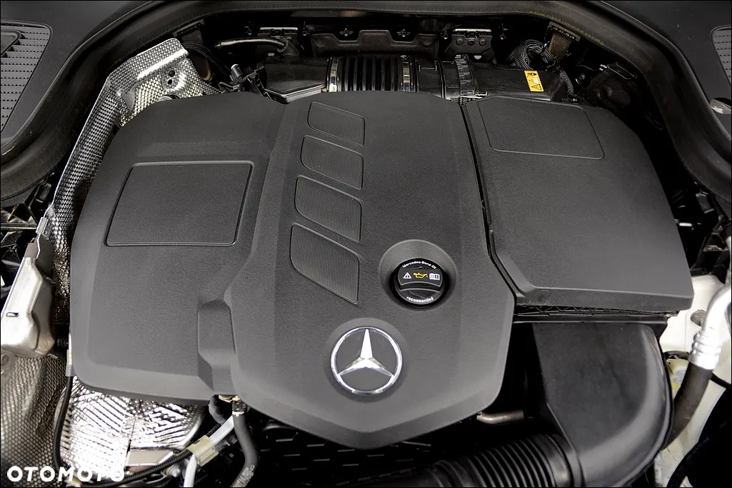 Mercedes-Benz GLC 200 d Business Edition - 40